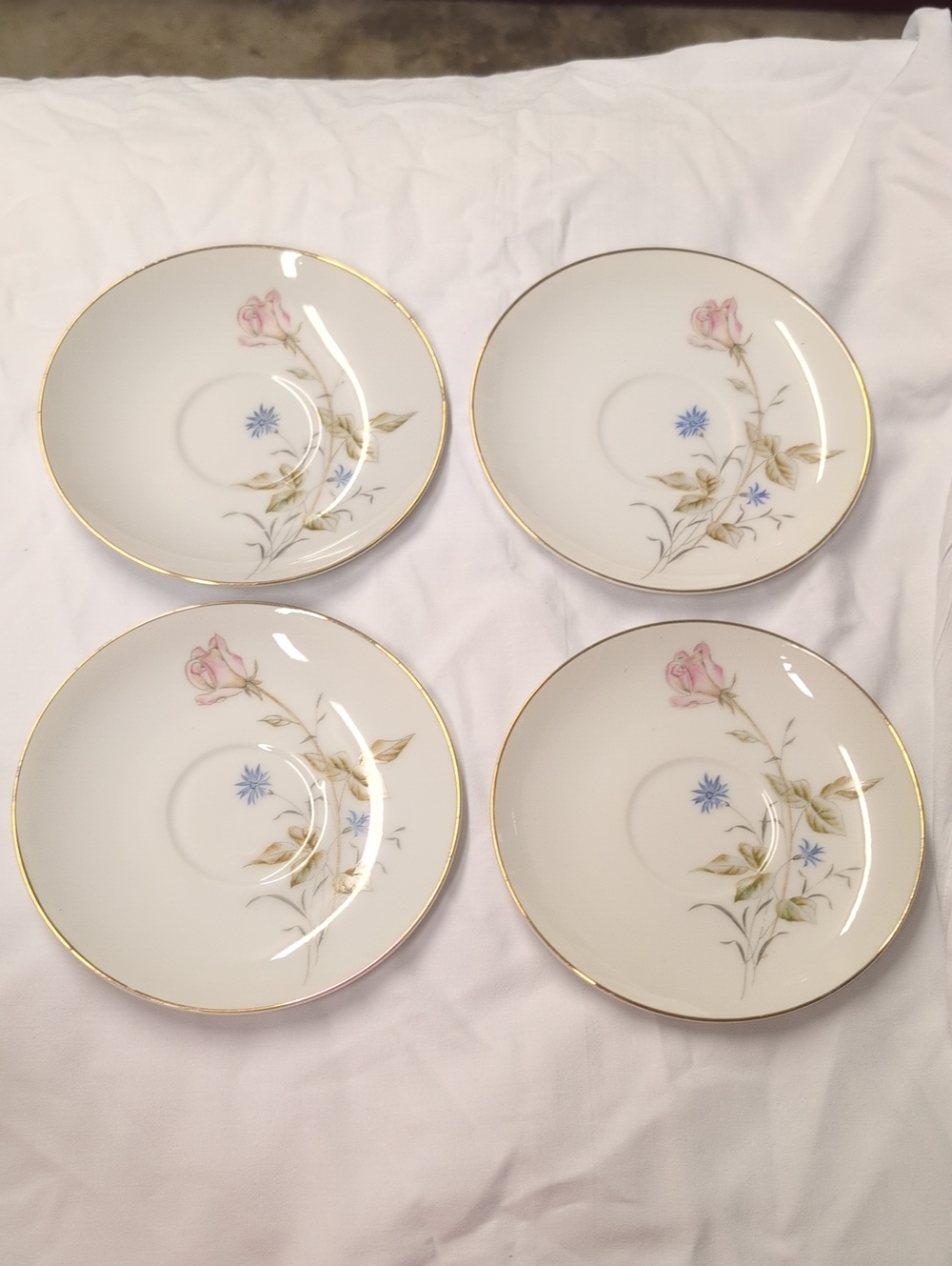 Marguerite Fine China (Set Of 4)